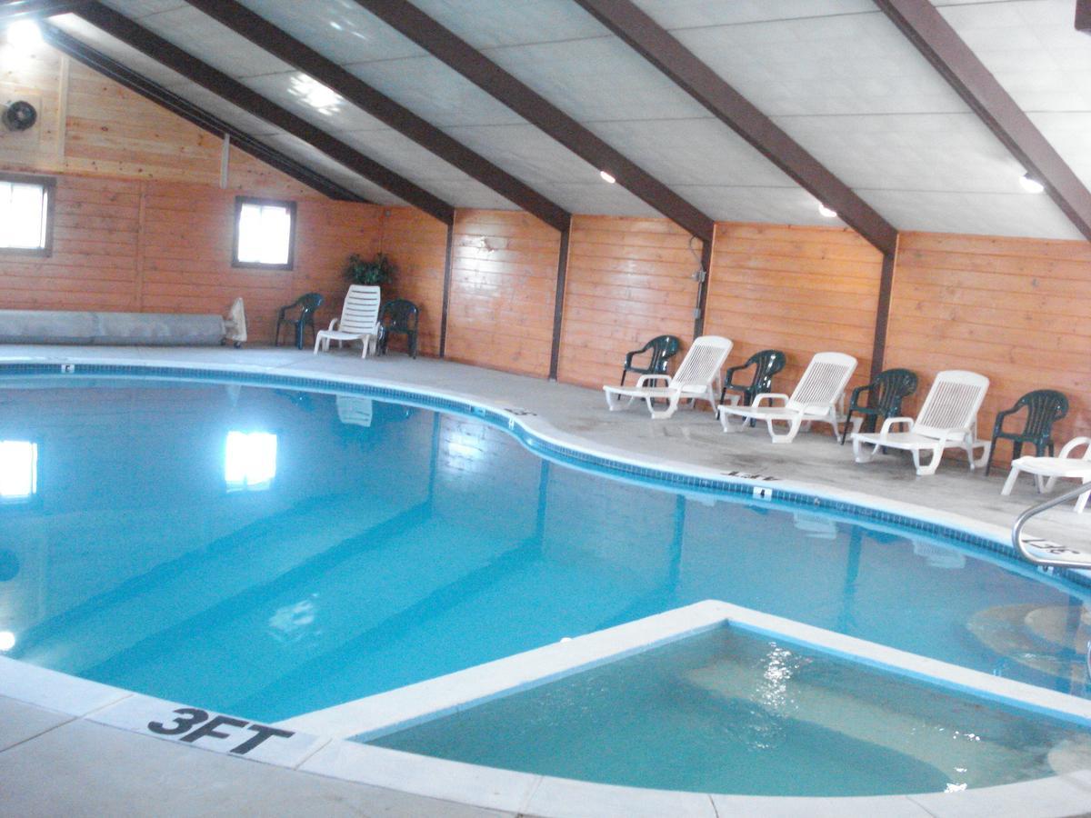 Seasons & Hotel 3*